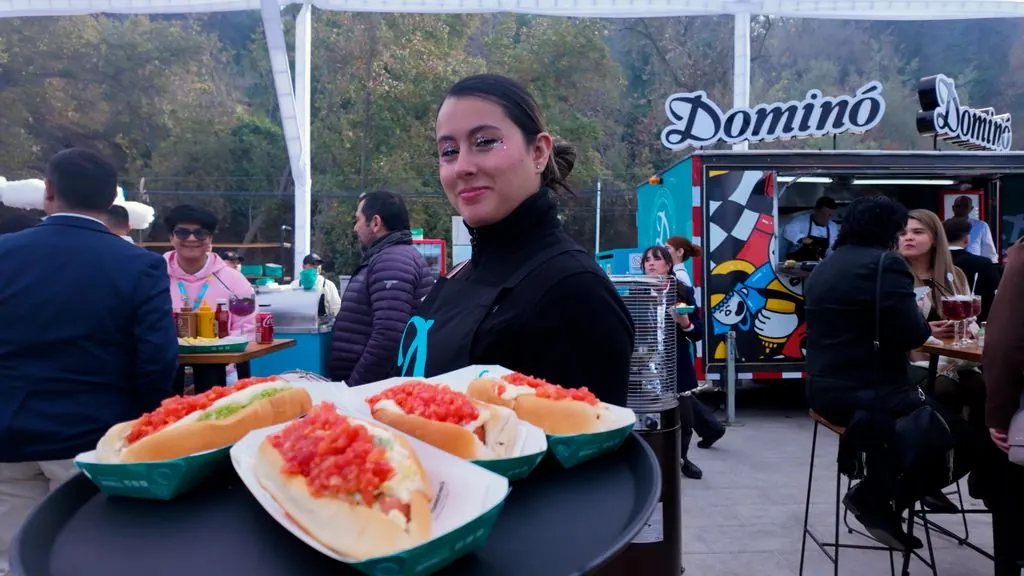 Domino celebro el Mes del Completo con una experiencia unica en las alturas